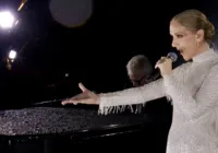 Céline Dion critica uso de música de Titanic em comício