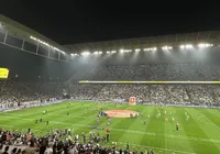 Classificado às semis, Corinthians reclama de arbitragem e vai à CBF