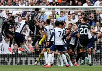 Com gol de brasileiro, Arsenal vence Tottenham em clássico londrino