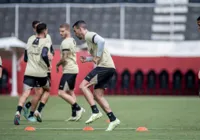 Com regenerativo, Vitória inicia preparação para pegar o Vasco