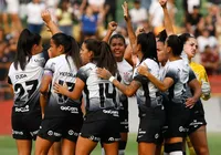 Corinthians vence São Paulo e sai na frente na final do Brasileirão