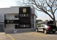 Criança encontrada morta em lixeira foi medicada por mãe, diz polícia