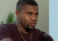 Davi Brito se apavora em voo após pane: "Toda hora caindo"