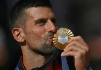 Djokovic vence Alcaraz e conquista ouro olímpico inédito em Paris