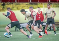 Elenco do Vitória inicia preparação para jogo contra o São Paulo