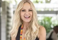 Como assim? Eliana volta ao SBT após estreia na Globo imagem