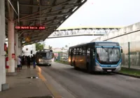 Empresa de ônibus paralisa 100% da frota em Lauro de Freitas