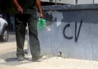 'Chefão' do CV tenta subornar policiais com R$ 100 mil e acaba preso