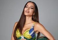 Ensaios da Anitta: cantora anuncia data de show em Salvador