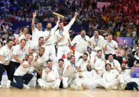 França vence Polônia e é bicampeã olímpica no vôlei masculino