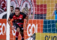 Gabriel Santiago retorna ao Vitória e pode reforçar time na Série A