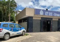 Homem esfaqueia atual da ex-namorada em condomínio