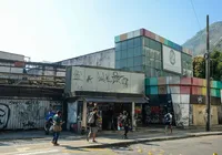 Incêndio atinge parte externa do Canecão, no Rio de Janeiro