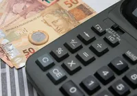 Ipea revê crescimento do PIB para 3,3% este ano e 2,4% para 2025