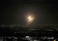 Irã promete nova "resposta" contra Israel após ataque