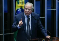 José Dirceu é internado e vai passar por procedimento médico