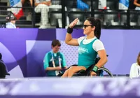 Lara Lima é bronze no halterofilismo e garante 50ª medalha do Brasil