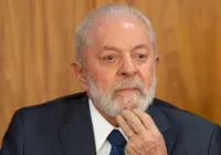 Lula decide se hino nacional terá linguagem neutra no 7 de Setembro