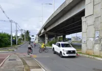 Motociclista morre após bater em ônibus na Avenida Orlando Gomes