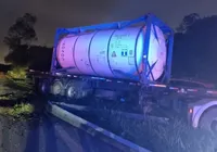 Motorista embriagado mata motociclista e bate em oito veículos