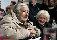 Ex-presidente do Uruguai, Pepe Mujica pode dar nome a rua em Salvador imagem