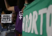 Negativa da Justiça gera debate sobre aborto na Bahia