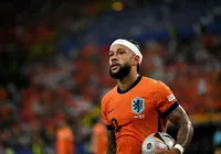 Corinthians anuncia a contratação do atacante Memphis Depay imagem