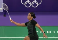 Paris 2024: Juliana Viana faz história no badminton feminino