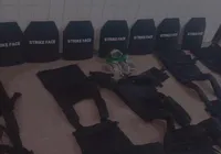 Arsenal do crime: polícia apreende droga e coletes balísticos na Bahia