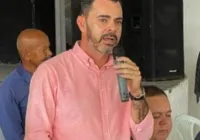 Prefeito de Campo Formoso é denunciado por excesso de contratos