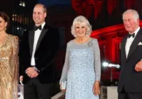 Príncipe William demite irmã da rainha Camilla imagem