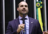 Processo de Daniela Mercury contra filho de Bolsonaro avança na PGR