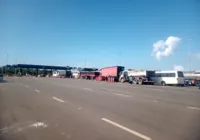 Moradores de Pojuca protestam contra "cobrança abusiva" e travam BA-093 imagem