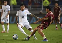 Sem Lucho Rodriguez, Uruguai segura empate com a Venezuela