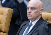 Senadores anunciam pedido de impeachment contra Alexandre de Moraes