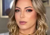 De lingerie, Sheila Mello acumula elogios em ensaio sensual; veja foto imagem
