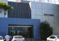 VÍDEO: Jornalistas da TV Bahia se despedem de funcionários da emissora