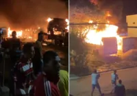 VÍDEO: Ônibus são atingidos por incêndio em pátio de prefeitura baiana