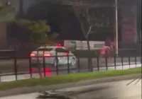 Vídeo: Homem a cavalo é flagrado fugindo da polícia no RS