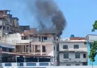 Vídeo: Incêndio atinge residência no bairro do Garcia, em Salvador