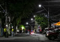 Vídeo: troca de tiros entre facções no Garcia assusta moradores