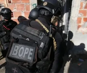 Ônibus deixam de circular na Engomadeira após criminoso invadir casa imagem