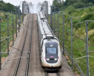 45 pessoas são presas sob suspeita de sabotagem de trem na França