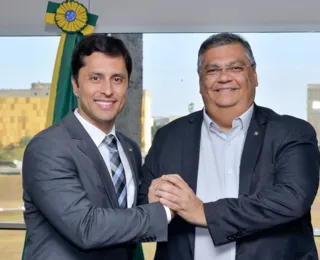 Afilhado político de Flávio Dino terá apoio de Lula e Bolsonaro no MA