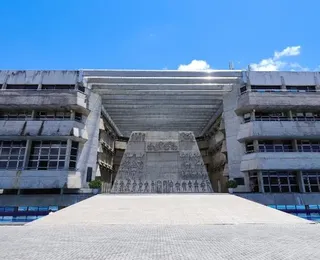 Golpe! Assembleia Legislativa alerta para cobranças via PIX