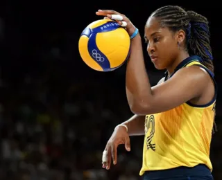 Ana Cristina: destaque do Brasil no vôlei é filha de ex-atleta