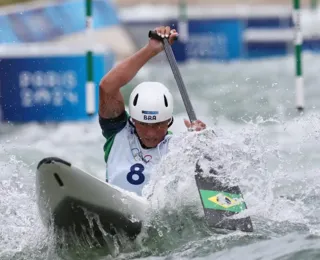 Ana Sátila vai às quartas e Pepê é eliminado no caiaque cross