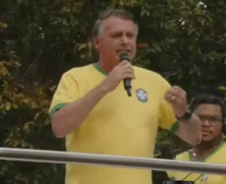 "Aquilo jamais foi um golpe de Estado", diz Bolsonaro na Paulista