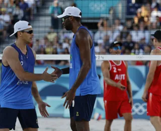 Arthur e Evandro vencem austríacos em sua estreia no vôlei de praia