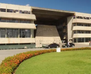 Assembleia Legislativa homenageia 56 anos da APUB em Sessão Especial